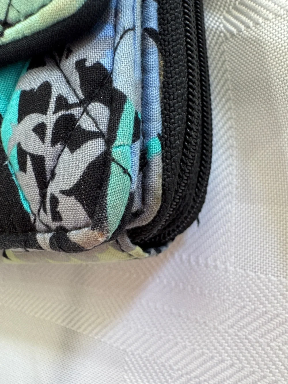 Vera Bradley Quilted Floral Zip Wallet Clutch.